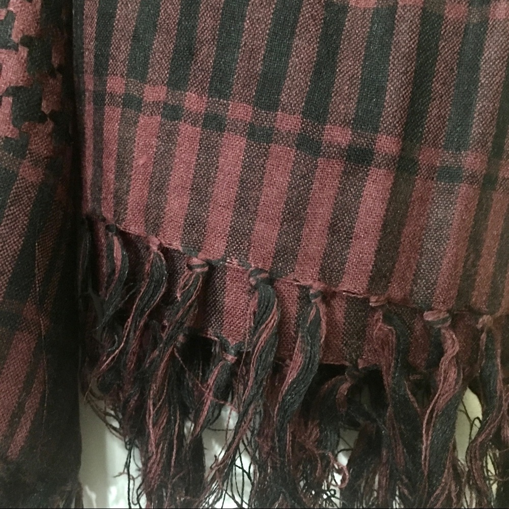 Patterned Scarf - image 4